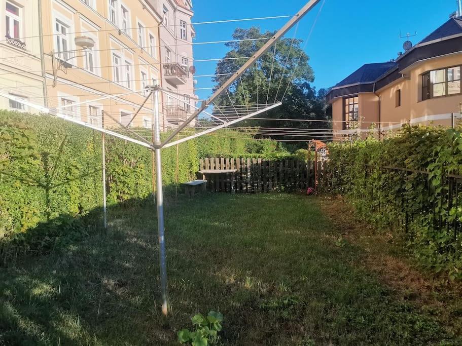 Apartmán Ubytovani Ester - Utulny Byt V Lazenskem Centru Karlovych Varu Se Zahradkou Karlovy Vary Exteriér fotografie